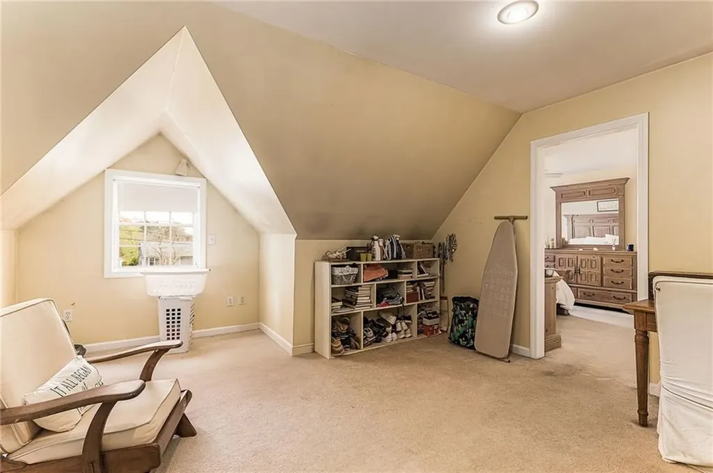 4 Laurel Avenue Westerly RI 02891