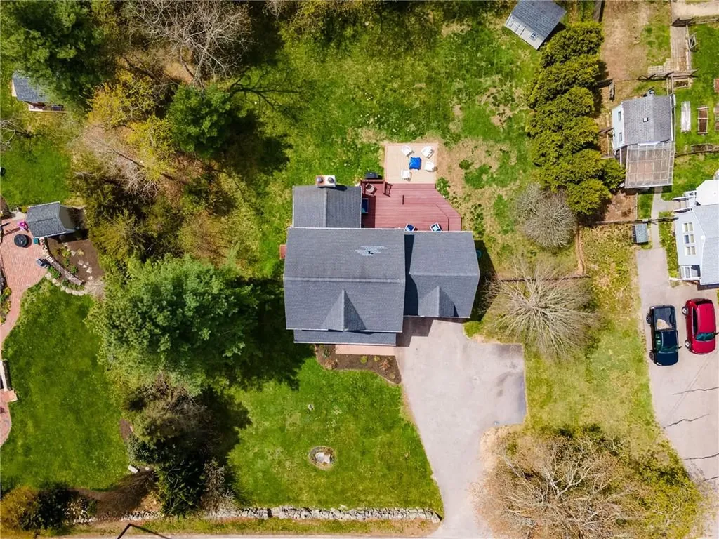 4 Laurel Avenue Westerly RI 02891
