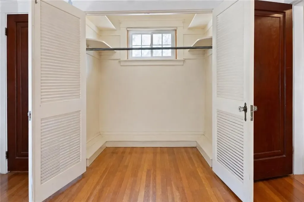 31 Elmcrest Avenue Providence RI 02908
