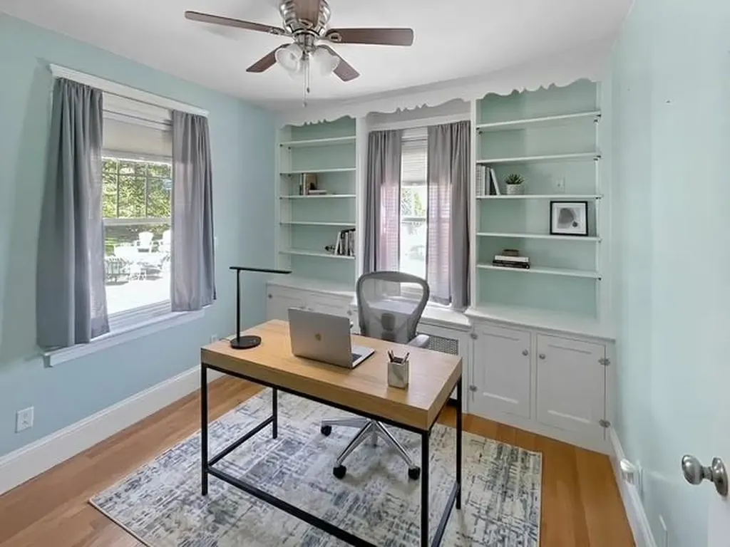 31 Elmcrest Avenue Providence RI 02908