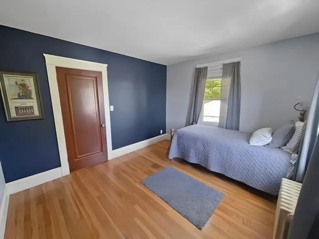 31 Elmcrest Avenue Providence RI 02908