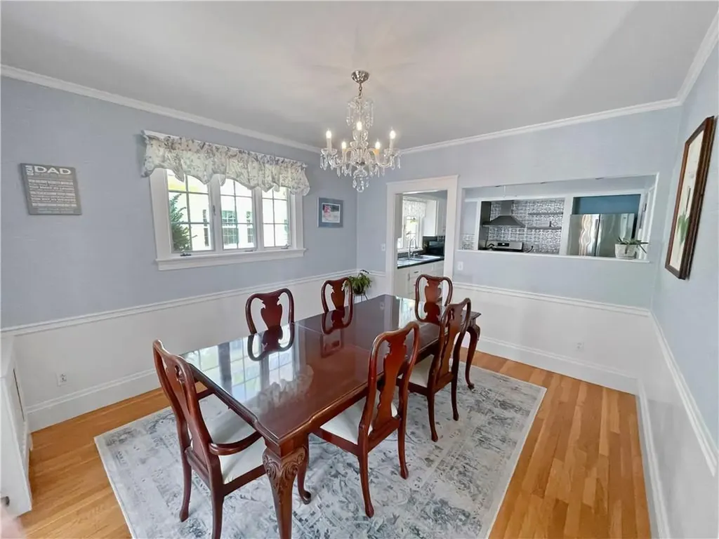 31 Elmcrest Avenue Providence RI 02908