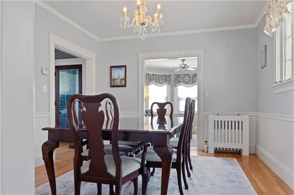 31 Elmcrest Avenue Providence RI 02908