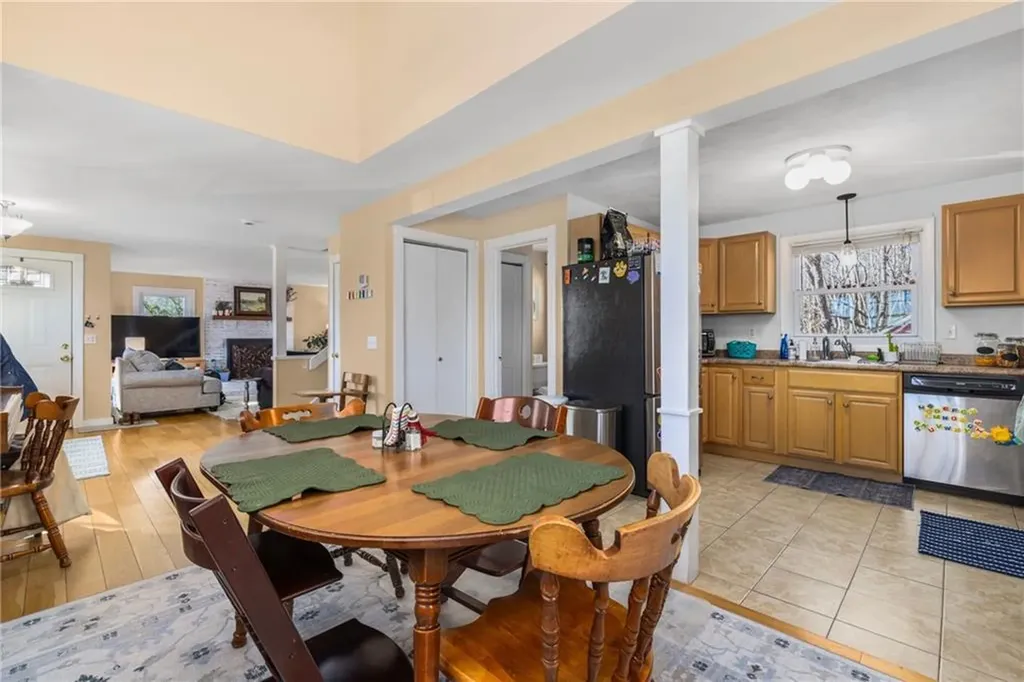 1059 East Shore Road Jamestown RI 02835