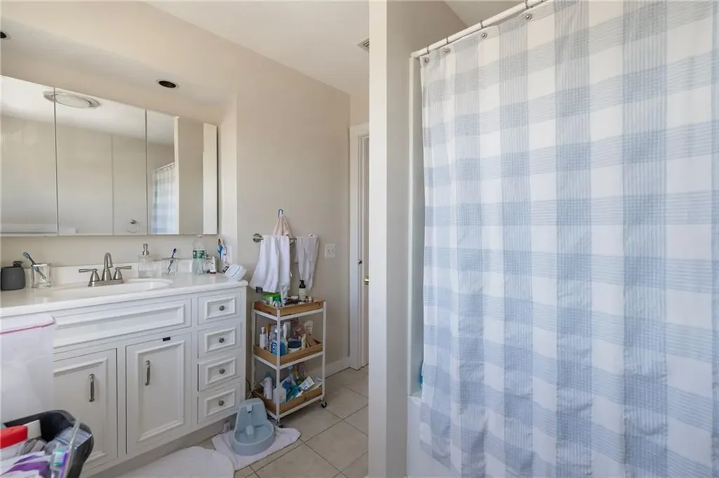 1059 East Shore Road Jamestown RI 02835