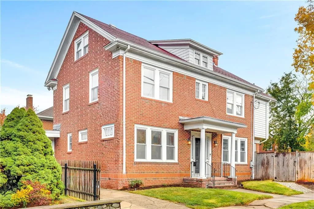 41 Elmway Street Providence RI 02906