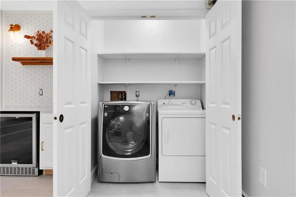 41 Elmway Street Providence RI 02906