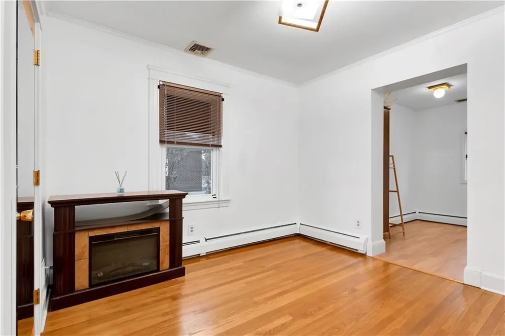 41 Elmway Street Providence RI 02906