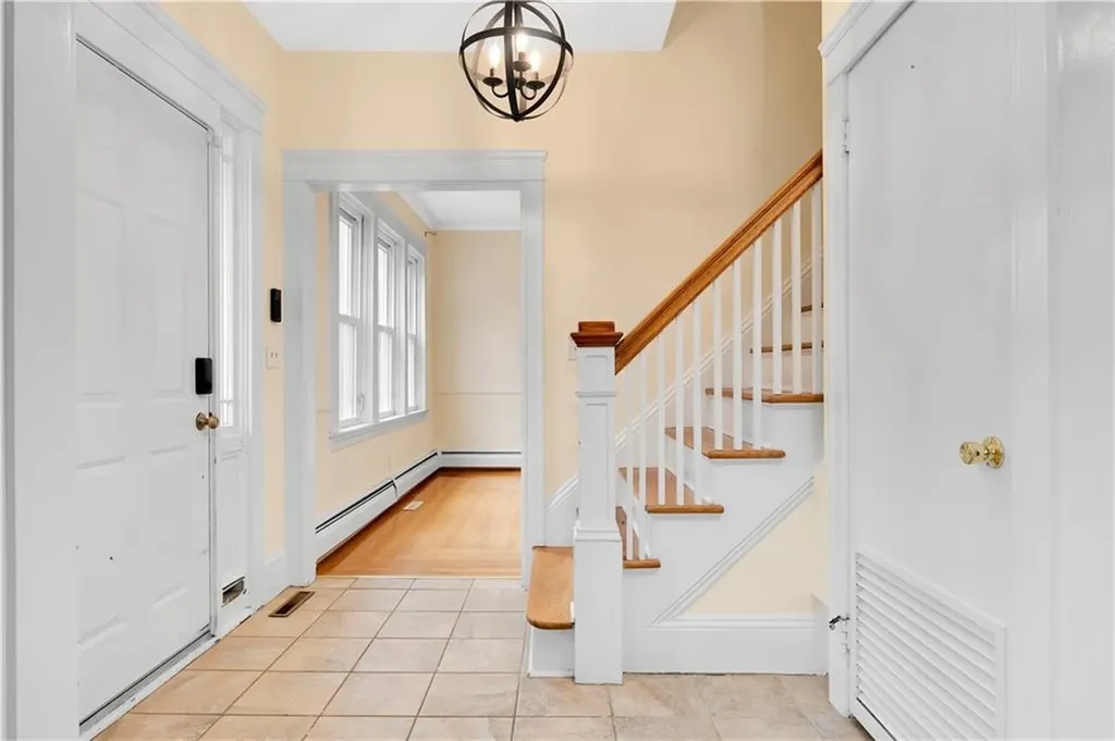 41 Elmway Street Providence RI 02906