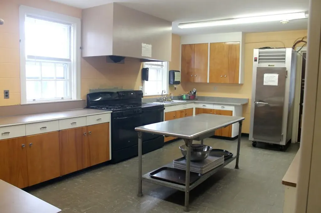 91 Cottage Street Pawtucket RI 02860