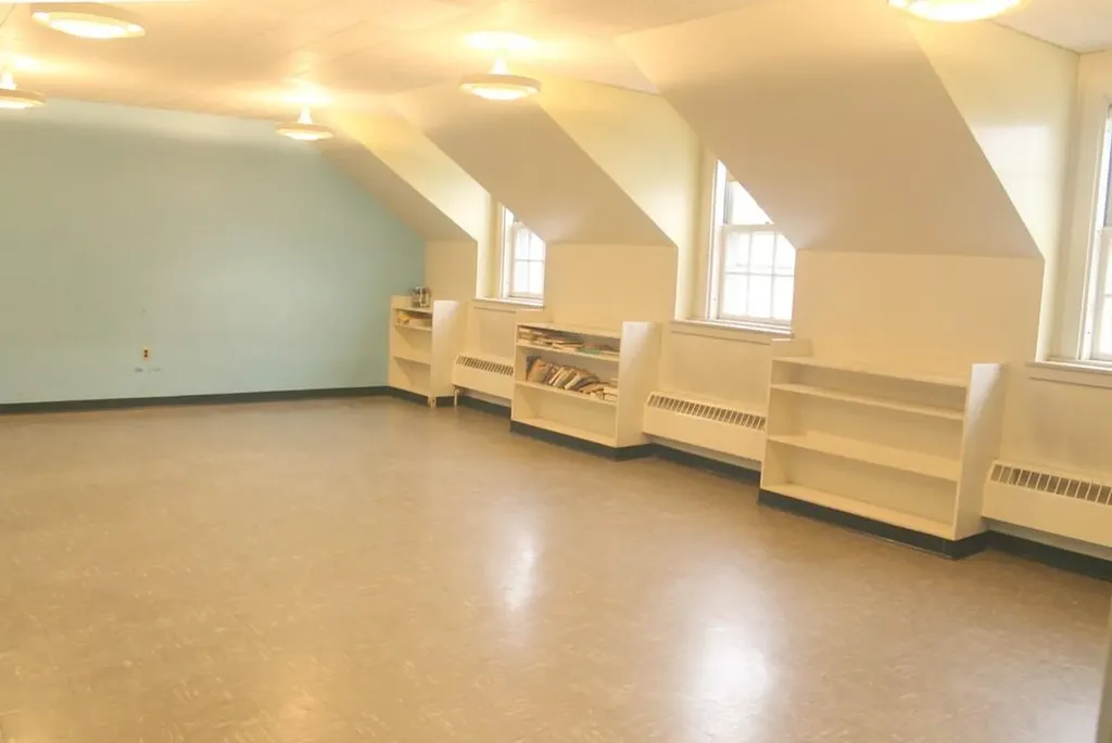 91 Cottage Street Pawtucket RI 02860