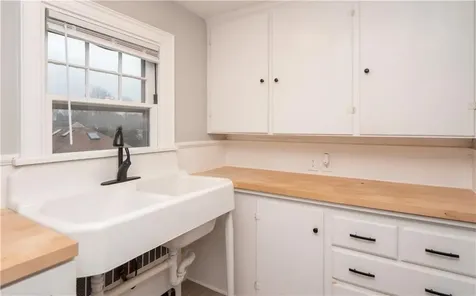 118 Ruggles Avenue Newport RI 02840