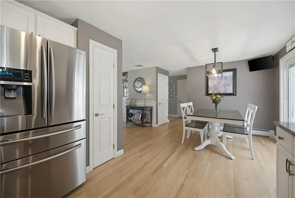 19 Oak Hill Drive Johnston RI 02919