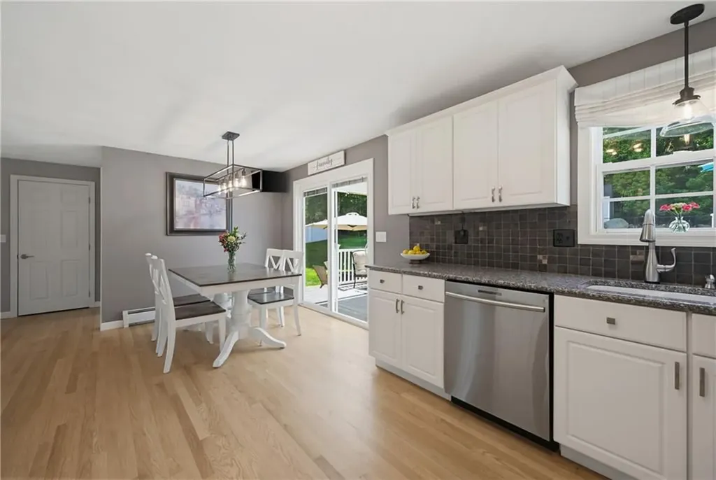 19 Oak Hill Drive Johnston RI 02919