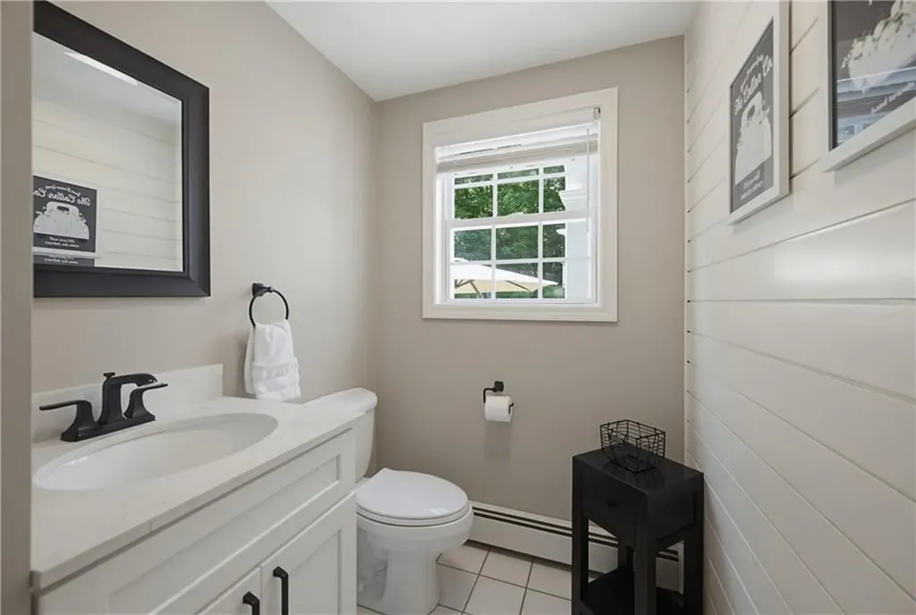 19 Oak Hill Drive Johnston RI 02919