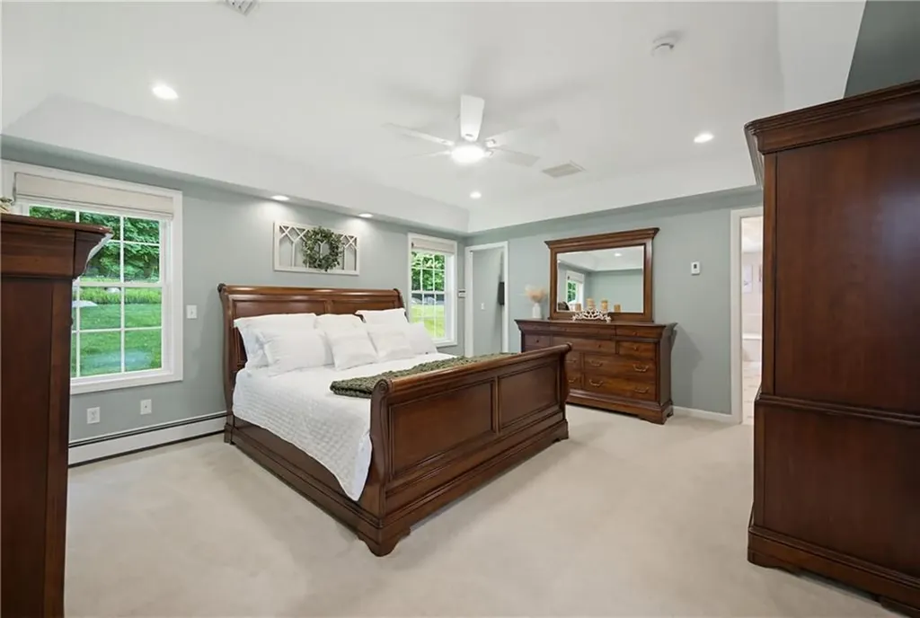 19 Oak Hill Drive Johnston RI 02919