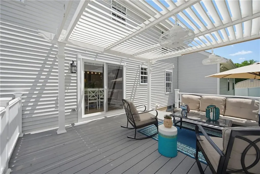 19 Oak Hill Drive Johnston RI 02919