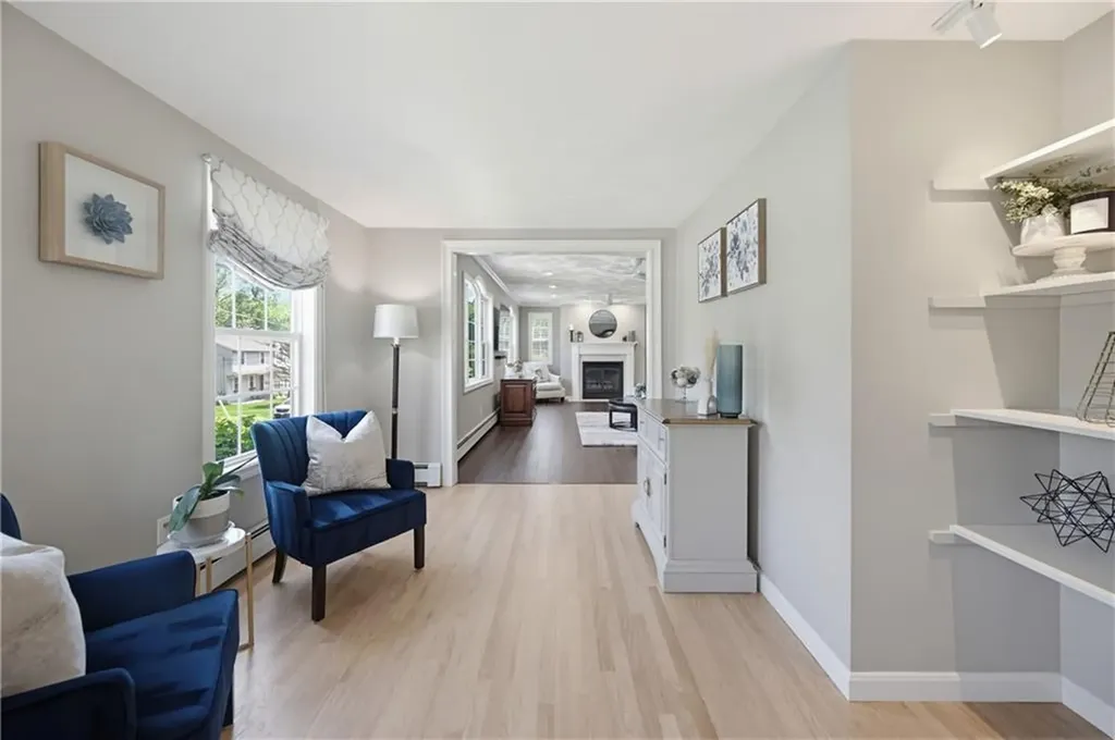 19 Oak Hill Drive Johnston RI 02919