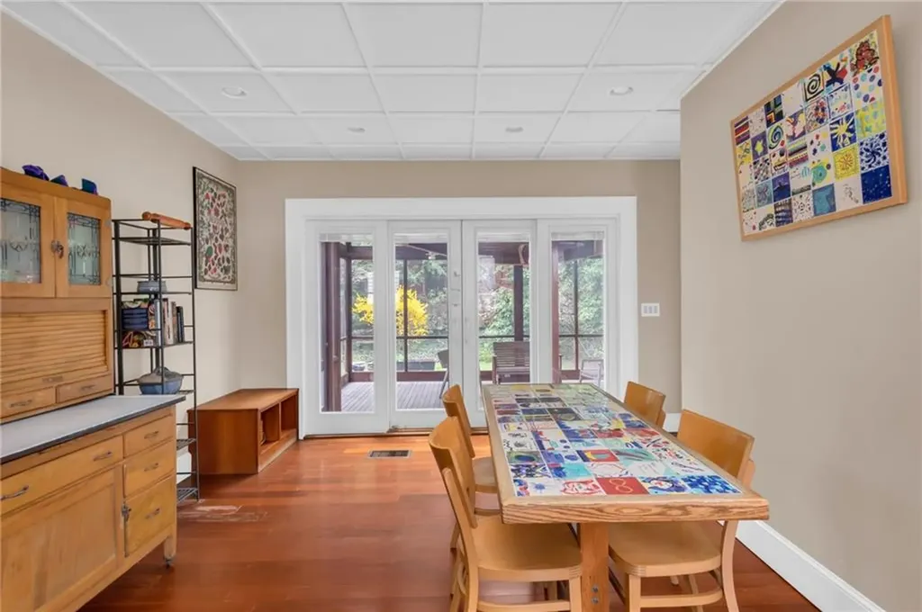 168 Bowen Street Providence RI 02906