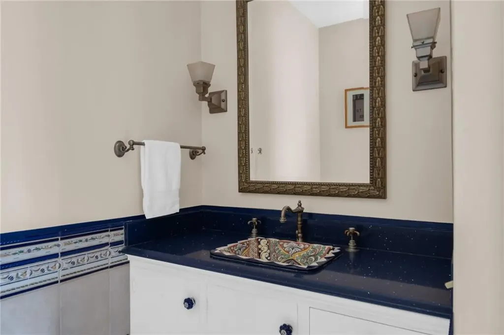 168 Bowen Street Providence RI 02906