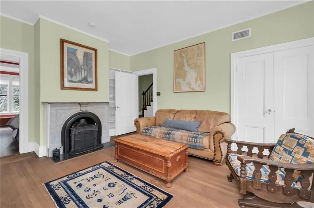 168 Bowen Street Providence RI 02906