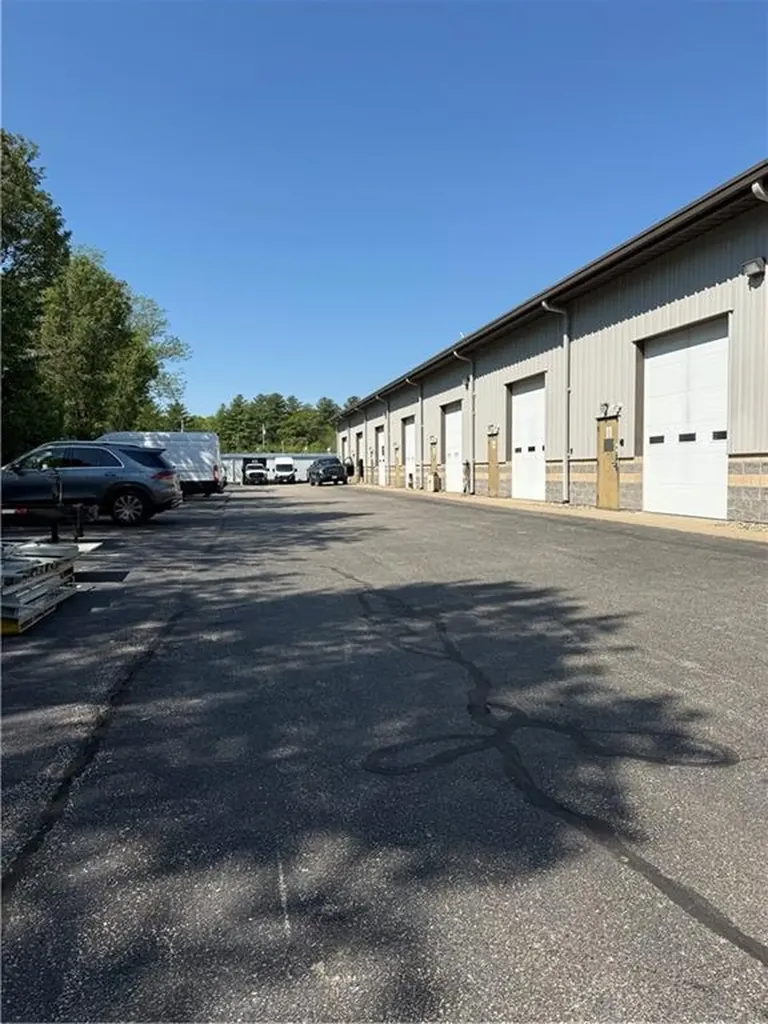 47 Cedar Swamp Road Smithfield RI 02917