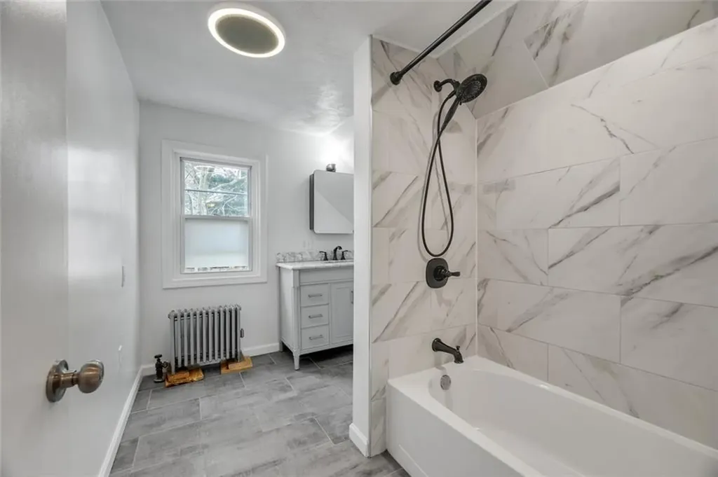 2 Carder Street Providence RI 02904