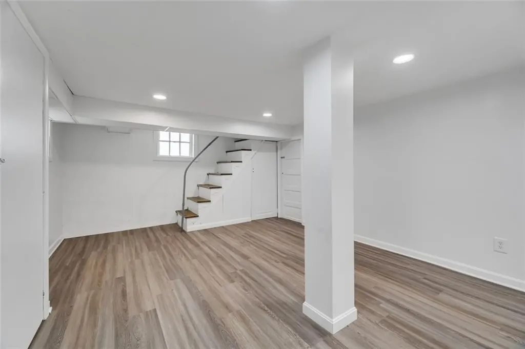 2 Carder Street Providence RI 02904