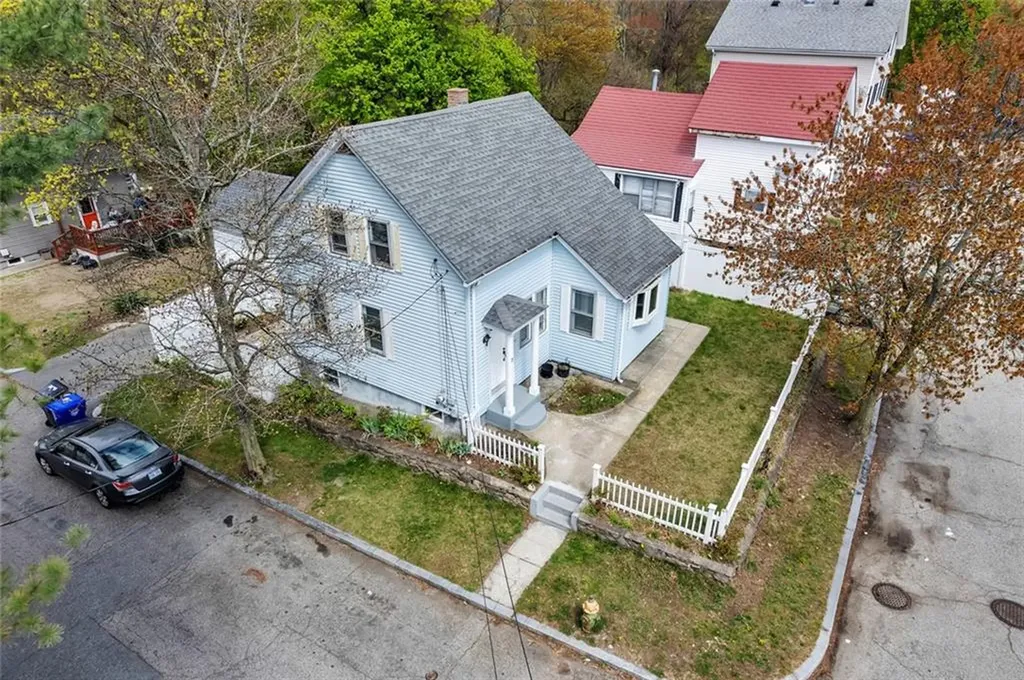 2 Carder Street Providence RI 02904