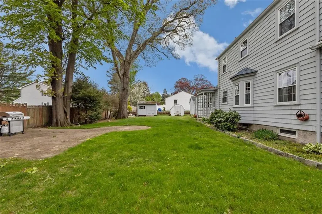 20 Bassett Avenue Warwick RI 02889