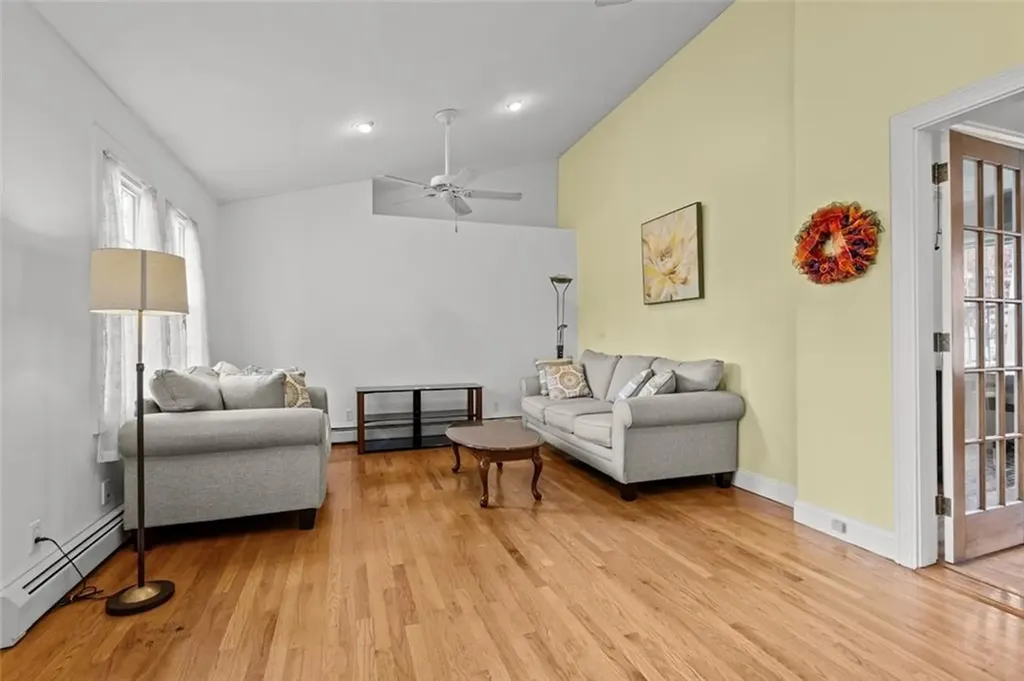 20 Bassett Avenue Warwick RI 02889