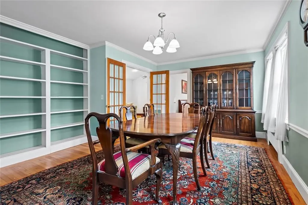 20 Bassett Avenue Warwick RI 02889