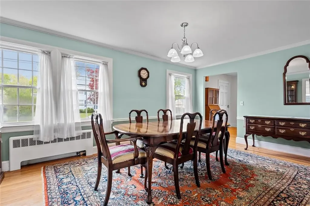 20 Bassett Avenue Warwick RI 02889