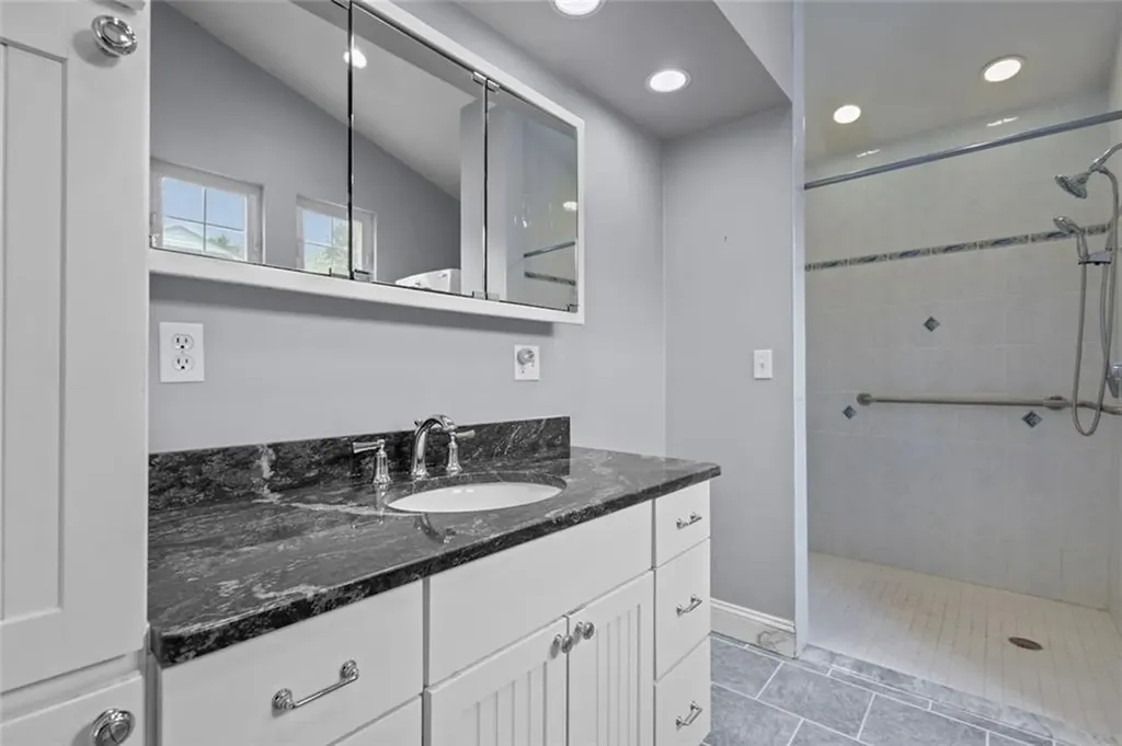 20 Bassett Avenue Warwick RI 02889