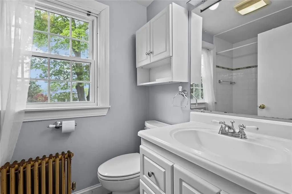 20 Bassett Avenue Warwick RI 02889