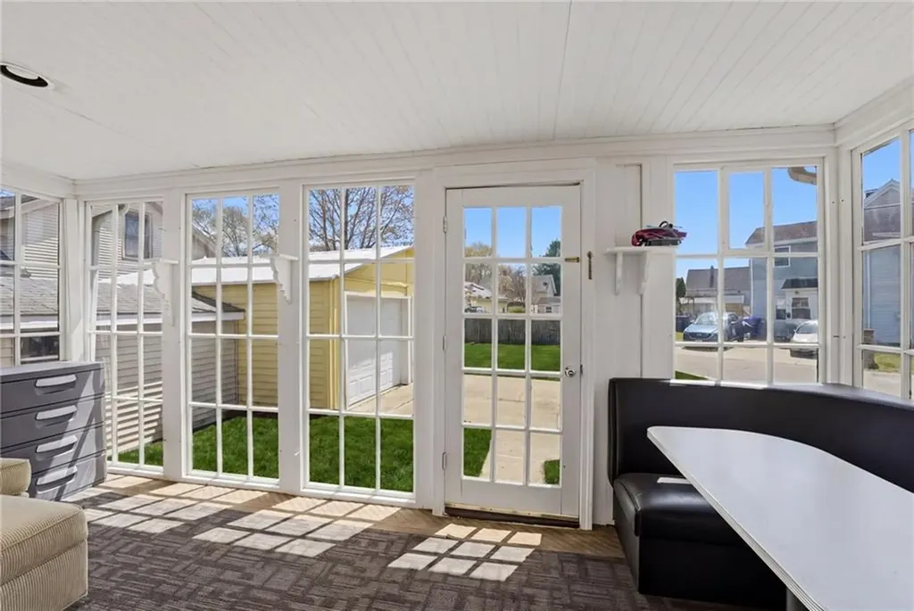 40 Jackson Avenue East Providence RI 02915