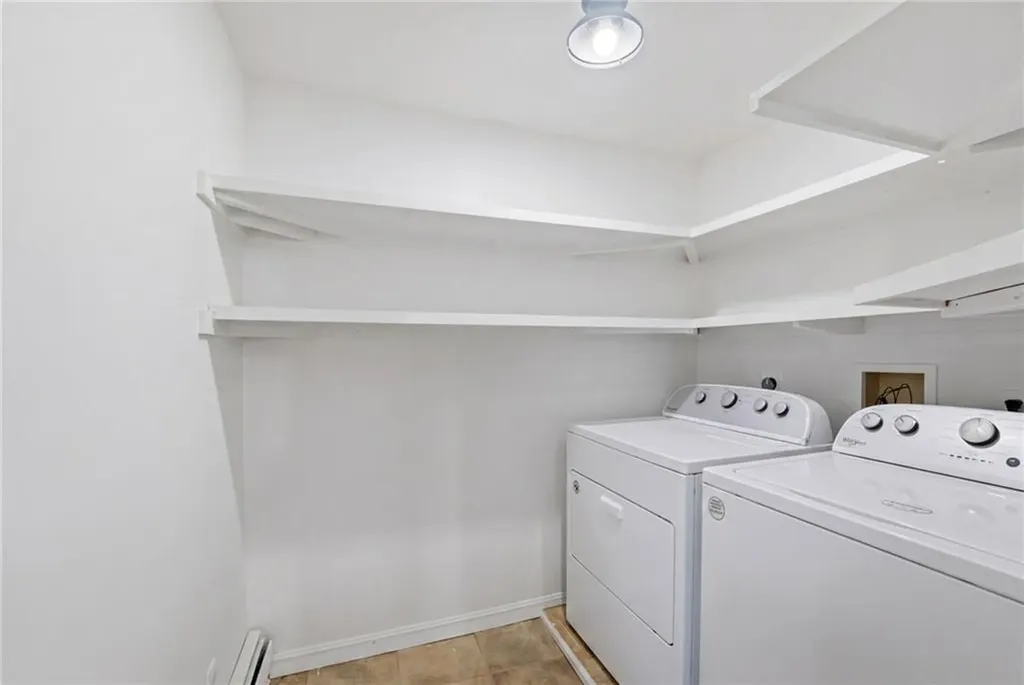 40 Jackson Avenue East Providence RI 02915