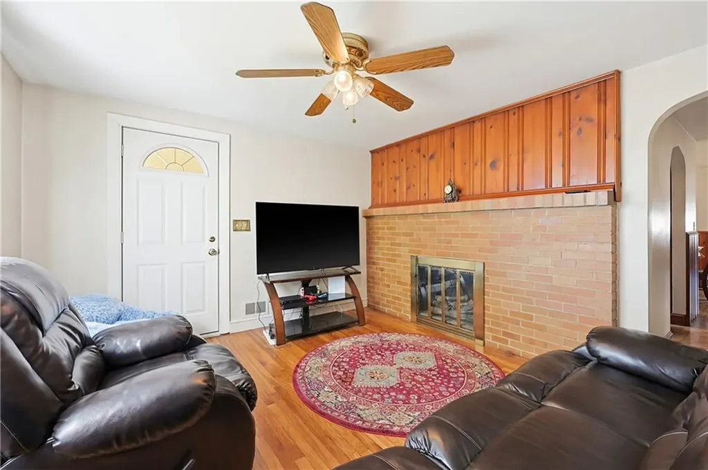 35 North Long Street Johnston RI 02919