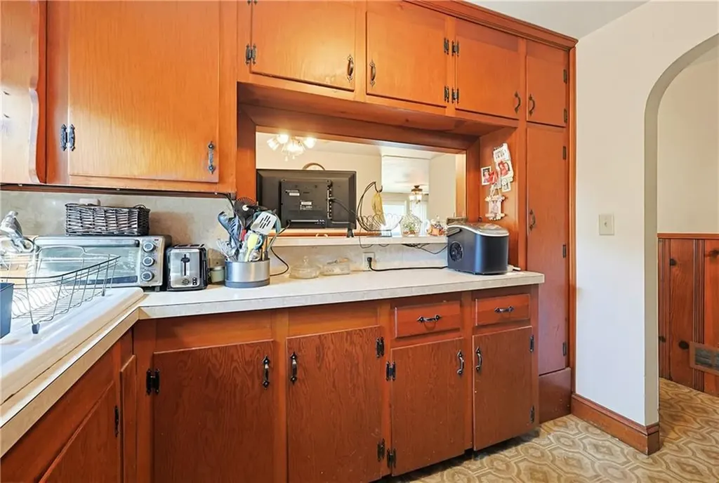 35 North Long Street Johnston RI 02919