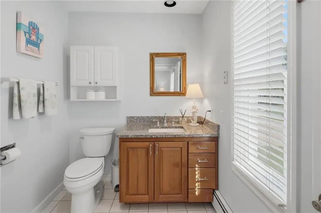 37 Pleasant Avenue Narragansett RI 02882