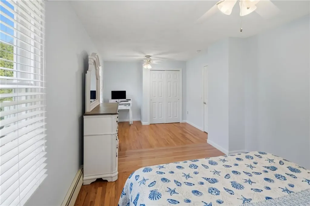 37 Pleasant Avenue Narragansett RI 02882
