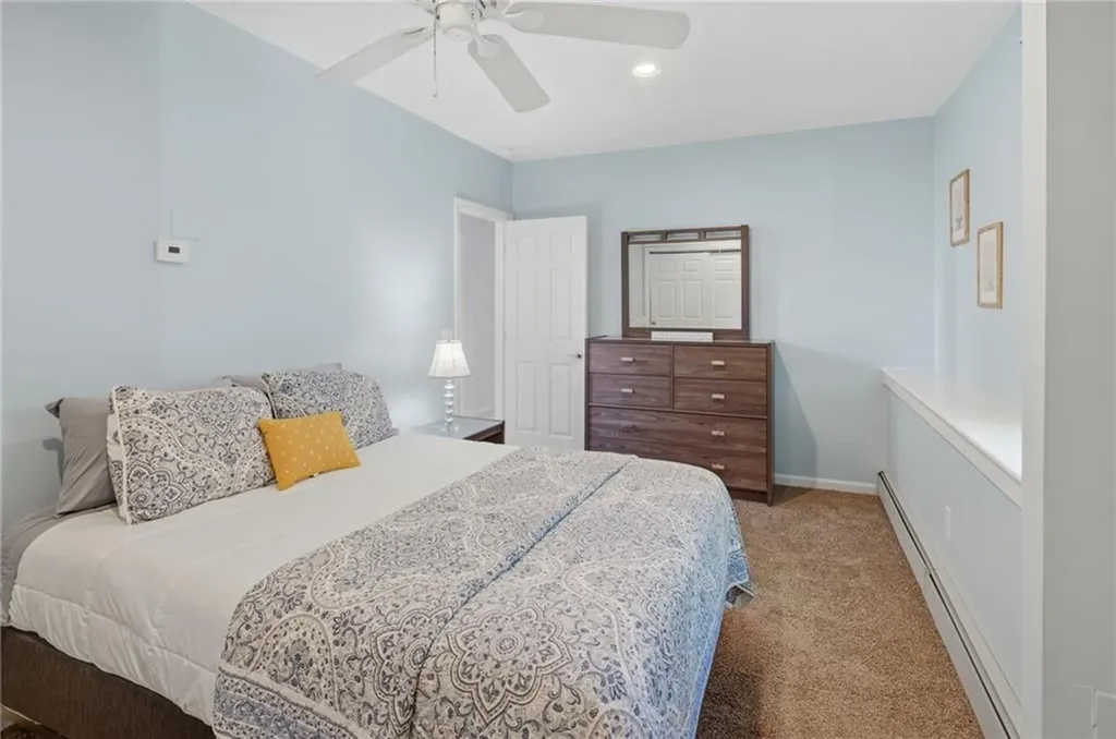 37 Pleasant Avenue Narragansett RI 02882