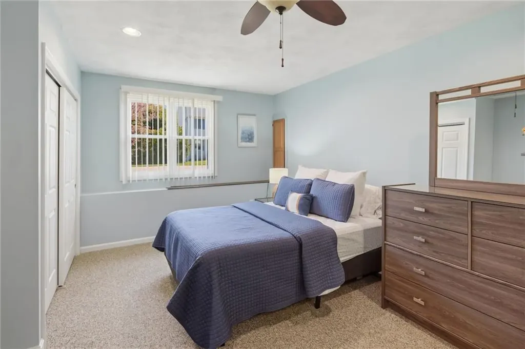 37 Pleasant Avenue Narragansett RI 02882