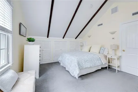40 Holland Street Newport RI 02840