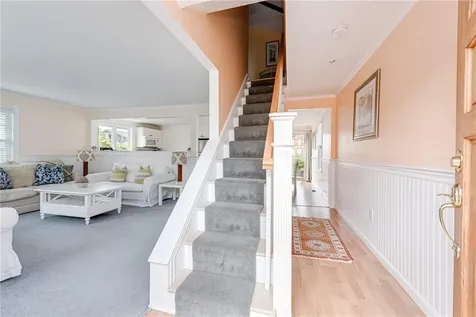 40 Holland Street Newport RI 02840