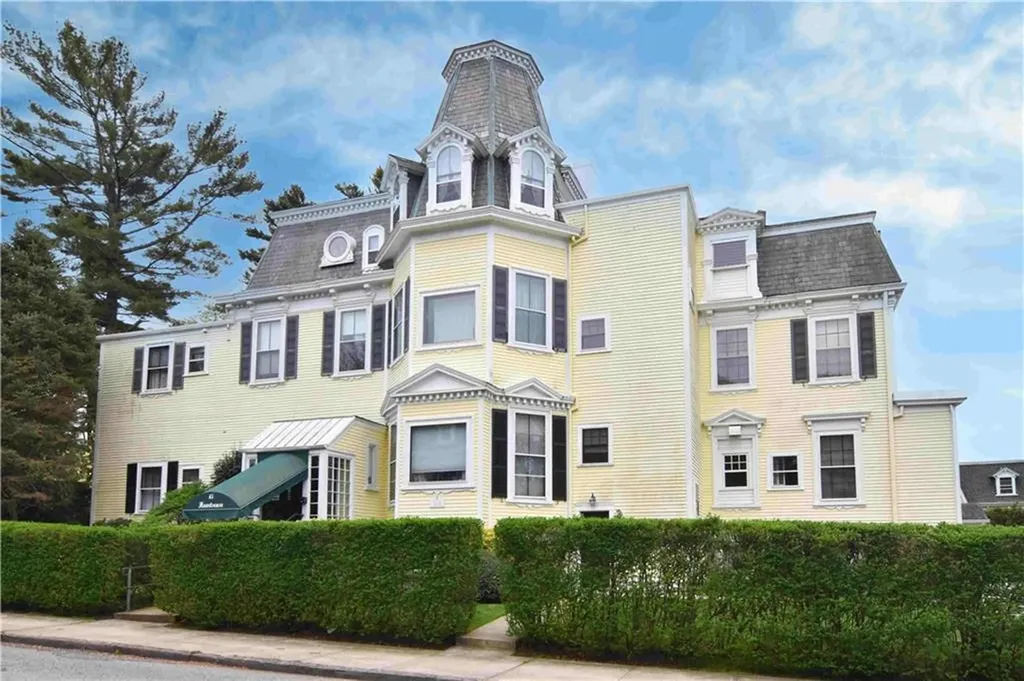 45 Ayrault Street Newport RI 02840