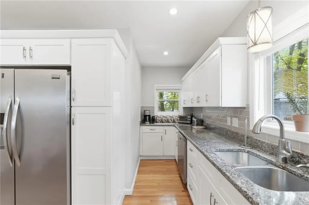 22 Taft Avenue Providence RI 02906