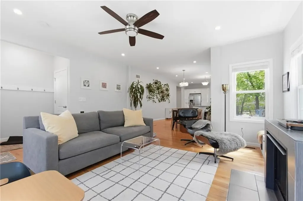 22 Taft Avenue Providence RI 02906