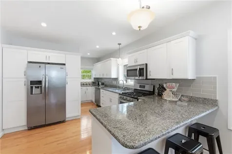 22 Taft Avenue Providence RI 02906