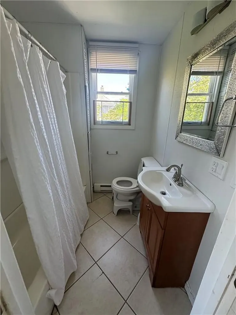 60 Berkeley Avenue Newport RI 02840